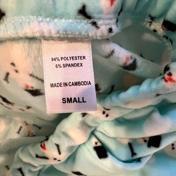 Muk Luks Velour Pajama Bottoms - Picture 9 of 9